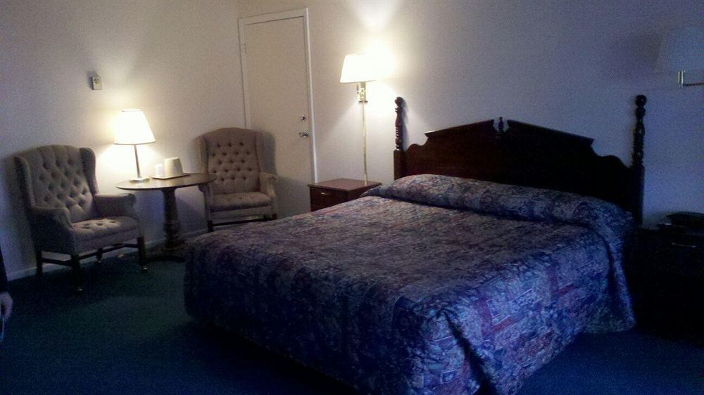 Swiss Chalet Inn Ruidoso Bagian luar foto